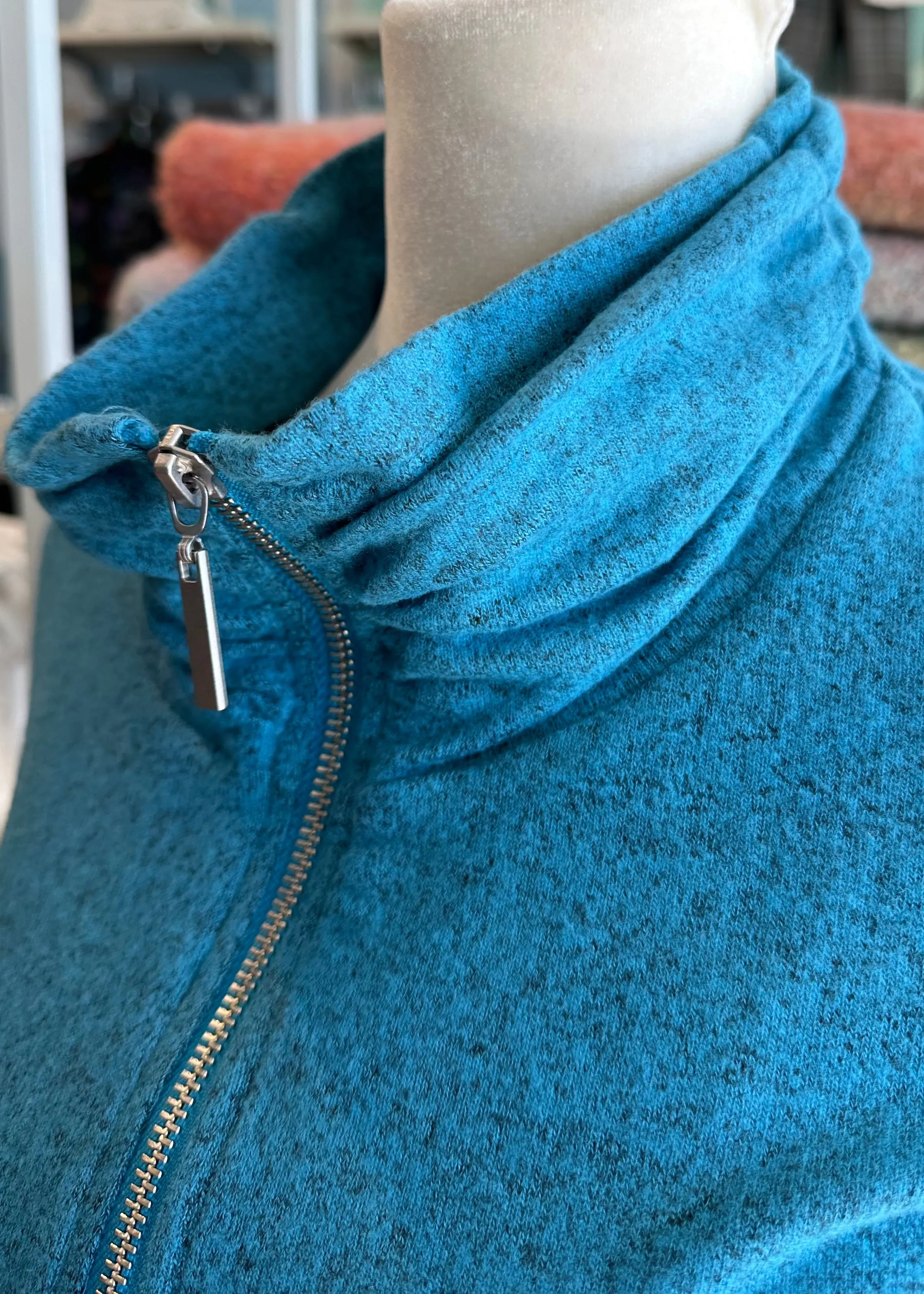 Escape Cozy Zip Jacket