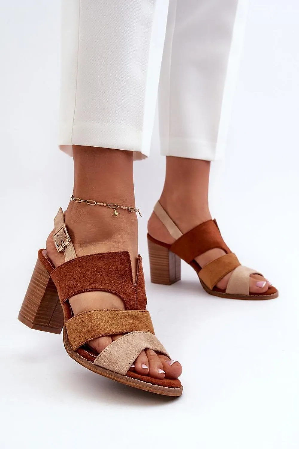 Heel sandals model 196630 Step in style